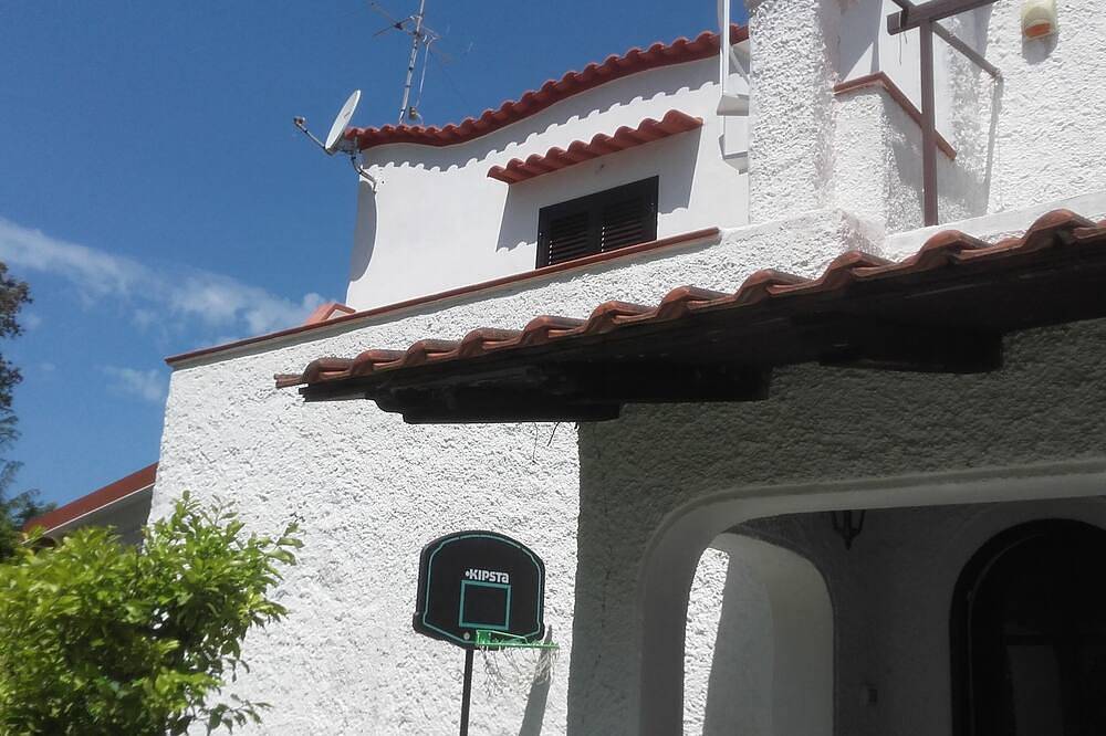 Maison neuve sur 2 niveaux située dans une résidence au calme à proximité des services in San Felice Circeo, Agro Pontino