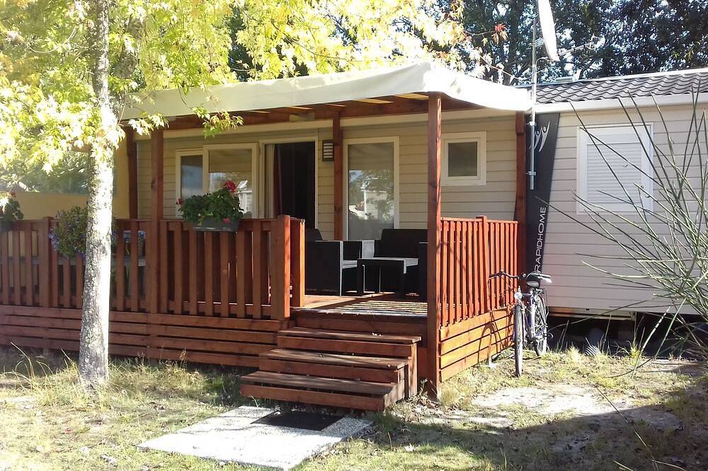 Mobil home 3 chambres en face du lac de Biscarosse/Parentis in Parentis-en-Born, Côte d’Argent