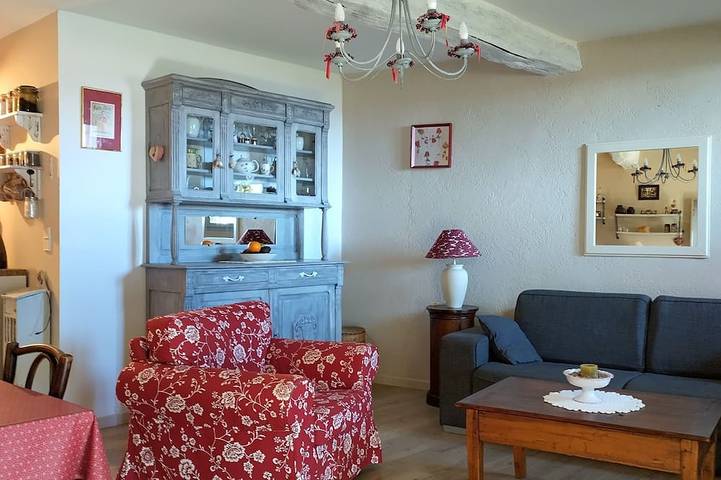 Entire apartment, Un Jardin Sous les Baous in Saint-Jeannet, Mediterranean Coast (France)
