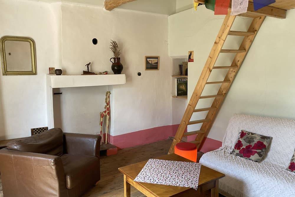 Petite Maison de Village in Barrême, Alpes-de-Haute-Provence