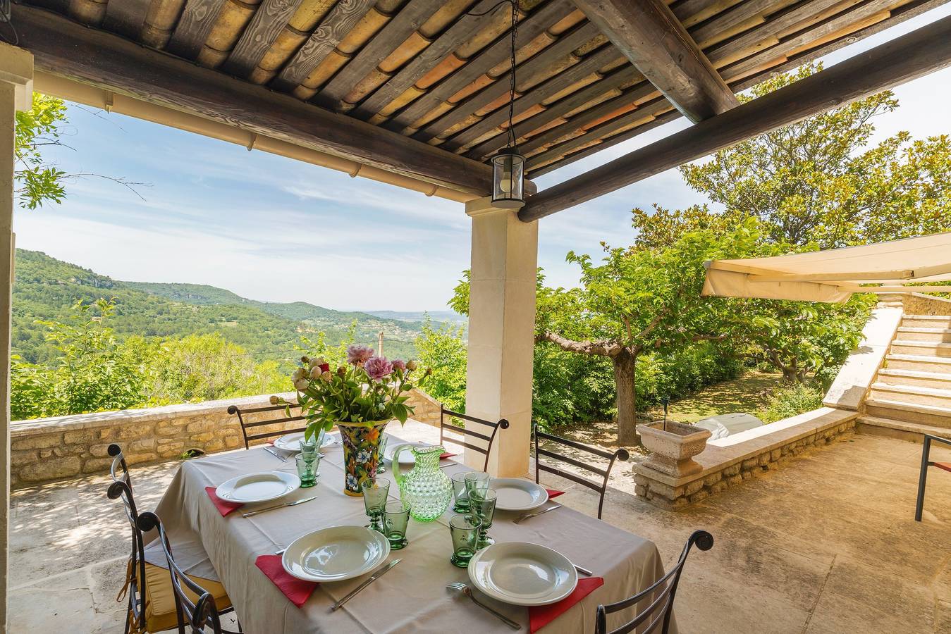 Villa pour 8 Personnes dans Saignon, Parc naturel régional du Luberon