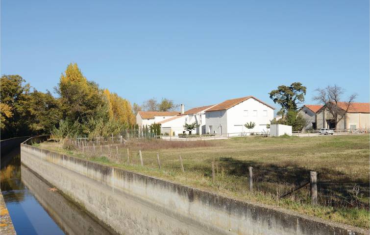 Ferienhaus für 4 Personen, mit Terrasse in Arles - 3