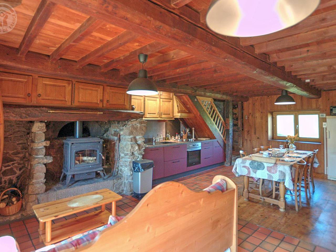 Gîte confortable au cœur du Pilat avec vue imprenable in Doizieux, Parc Naturel Régional du Pilat
