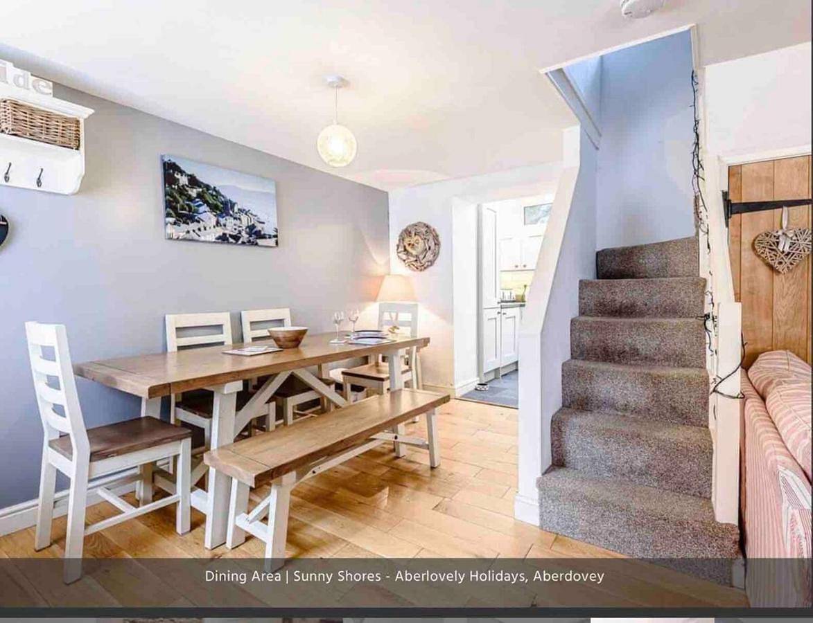 Three-Bedroom House in Aberdyfi, Aberdovey