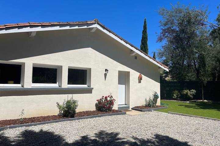 Holiday home for 4 people, with garden and hot tub - 1