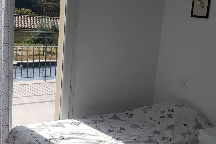 Location de vacances pour 4 personnes, avec piscine ainsi que terrasse et jardin, animaux acceptés à Lauris - 3