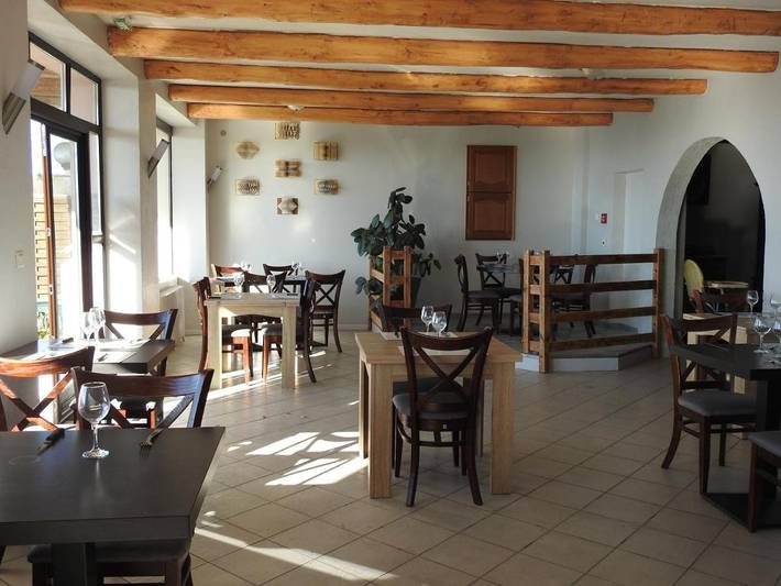 Hôtel pour 4 personnes, avec vue et terrasse à Antrenas - 3