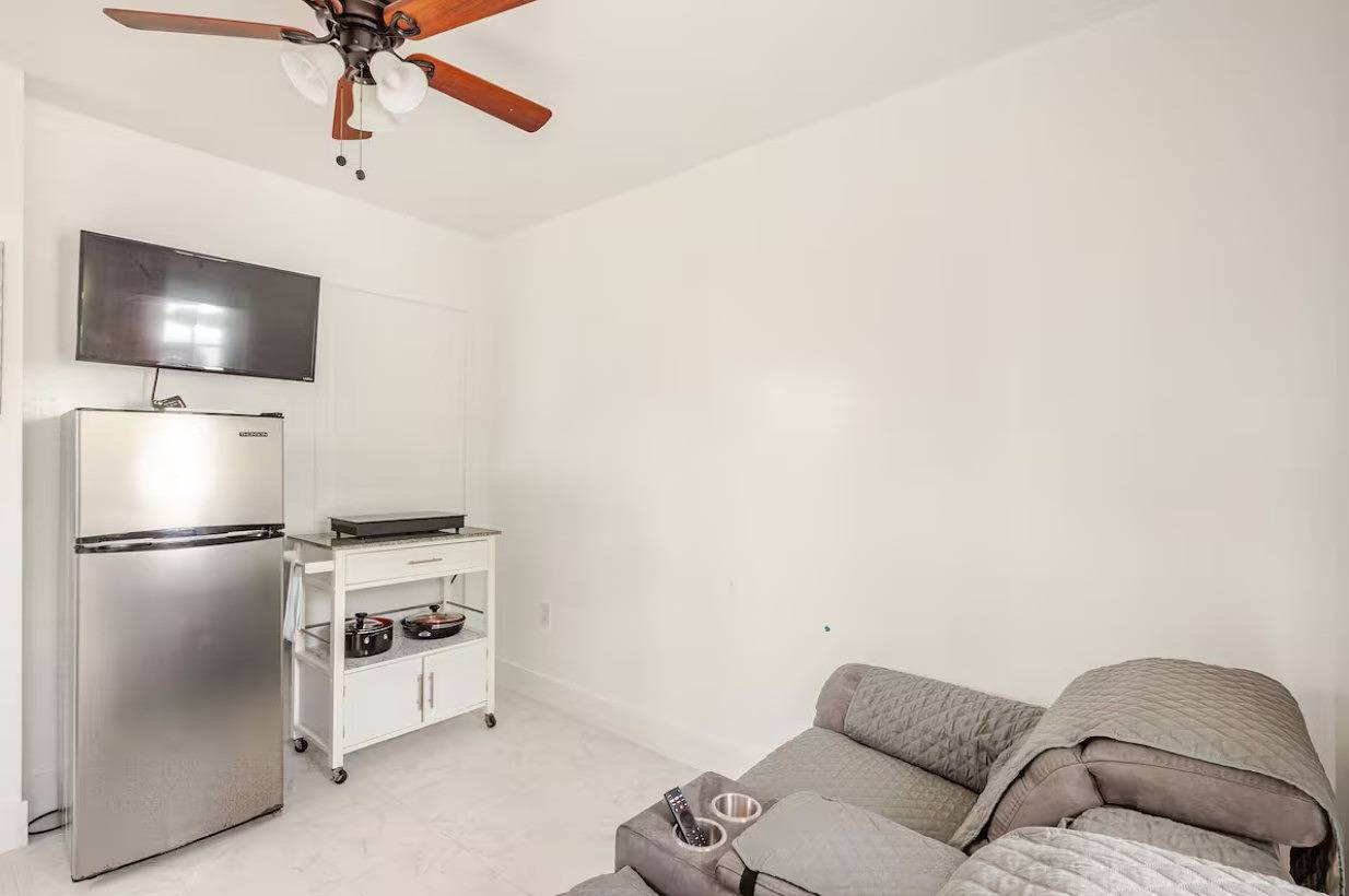 Ganze Wohnung, Kleine gemütliche Wohnung in Indian River County