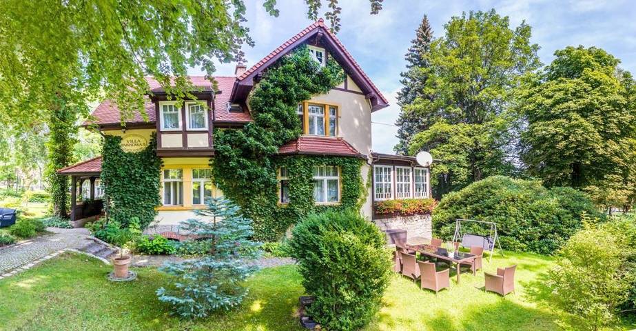 Maison d’hôte pour 15 personnes, avec Terrasse ainsi que Jardin et Sauna à Świeradów-Zdrój