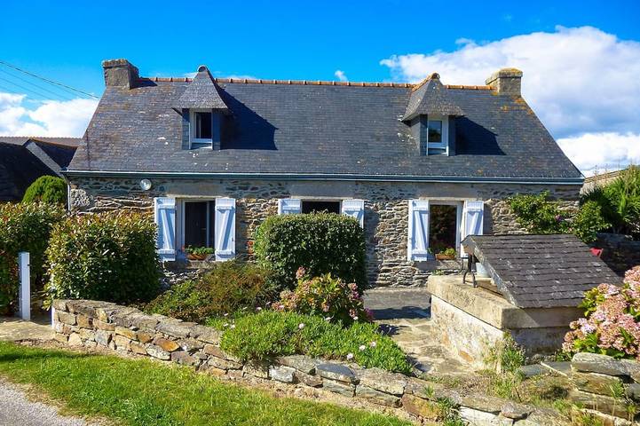 Gîte pour 5 personnes, avec terrasse et jardin à Ploéven