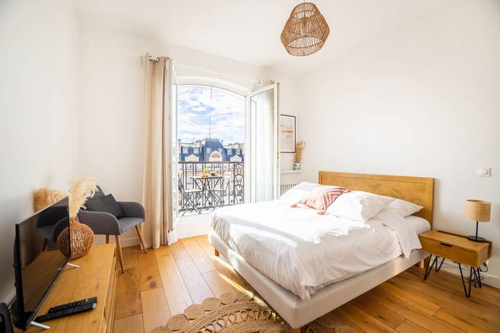Gîte pour 2 personnes, avec balcon dans L'Olympia (Paris)