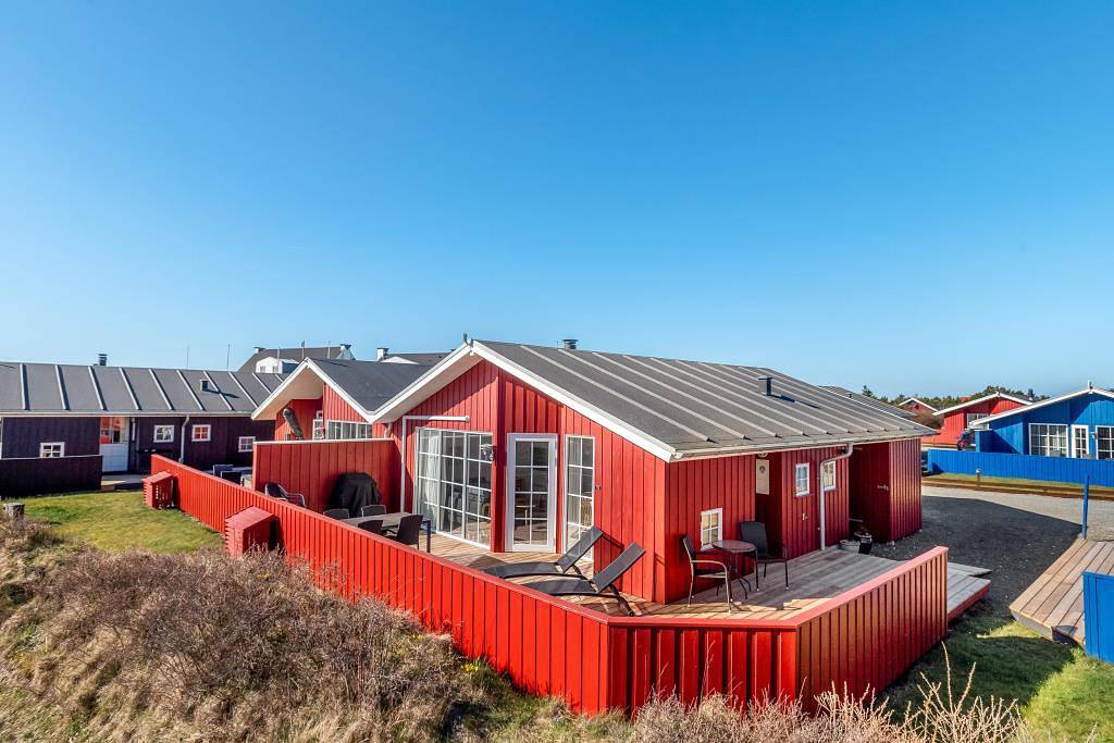 Cozy vacation home near the harbor and fjord in Nr. Lyngvig in Nørre Lyngvig, Hvide Sande