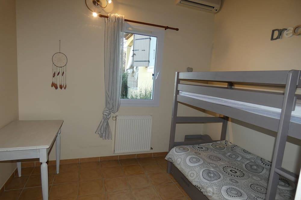 Villa with private pool, views of the Ventoux in Saint-Paul-Trois-Châteaux, Nyons region