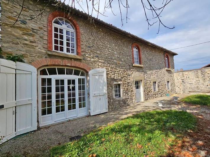 Location de vacances pour 6 personnes, avec jardin à Gières