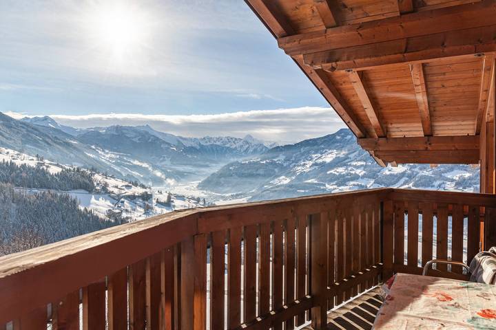 Bauernhof für 8 Personen, mit Balkon und Garten