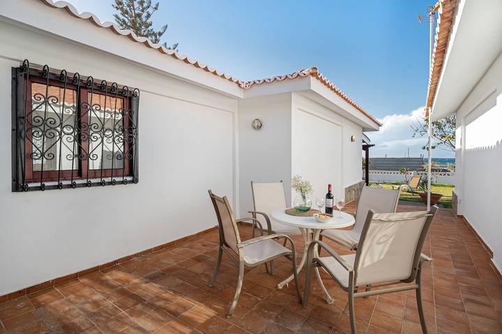 Ferienhaus für 6 Personen, mit Garten in Arona - 4