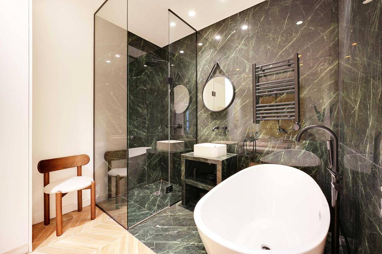 Appartement entier, Three-Bedroom Apartment in Paris, Île de France