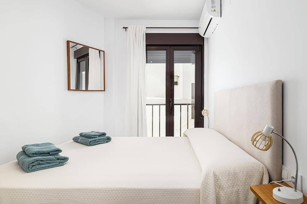Entire apartment, Modern Comfort in the Heart of Conil in Conil de la Frontera, Costa de la Luz