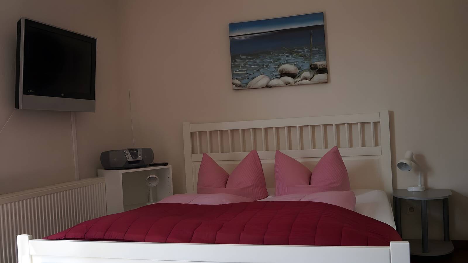 Entire apartment, Holiday Apartment for 2 Guests (25 m²) in Warnemünde (Baltic Sea Resort) in Rostock, Rostock and Surroundings