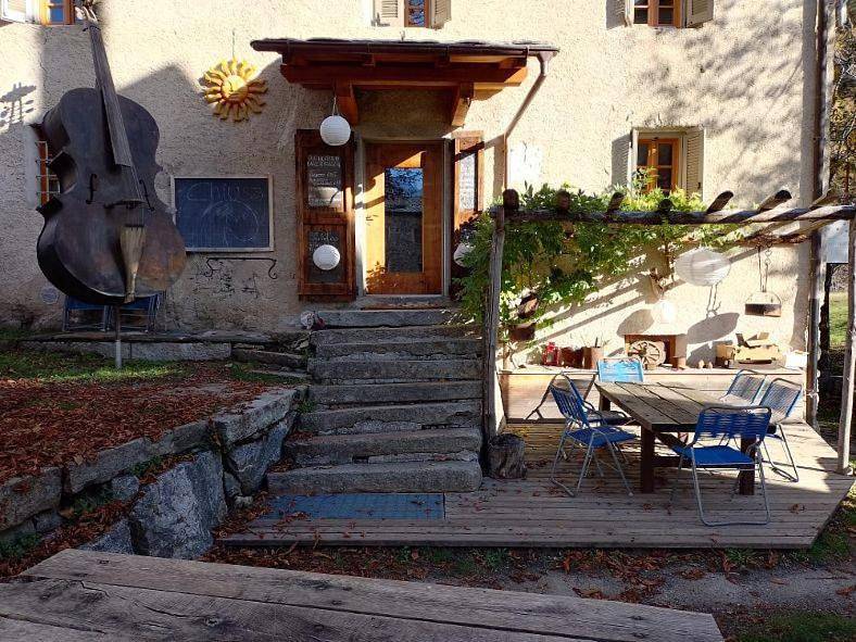 Rifugio Uschione in Uschione, Chiavenna