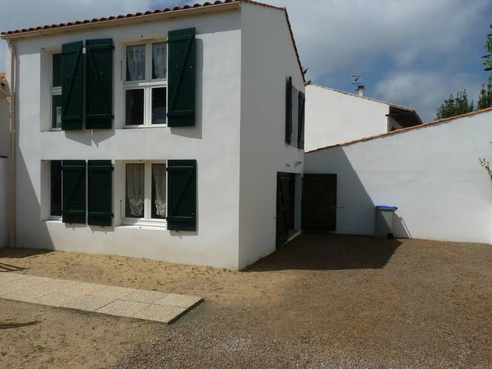 Maison de vacances 'Les Floralies' avec terrasse privée, jardin privé et Wi-Fi in La Tranche-sur-Mer, Vendée