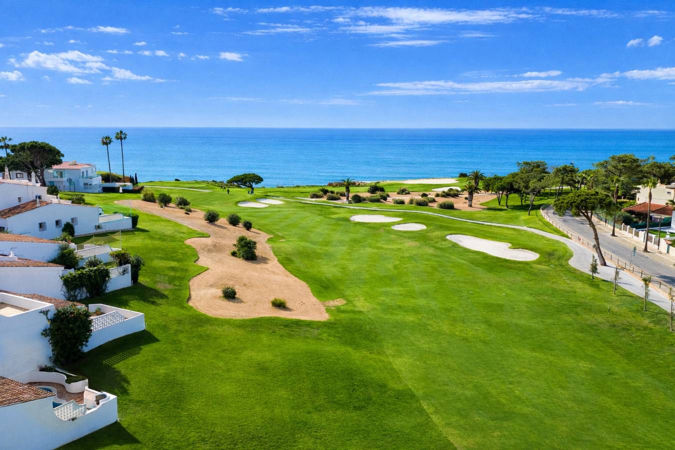 Ferienhaus für 6 Personen mit Balkon in Vale do Lobo, Almancil