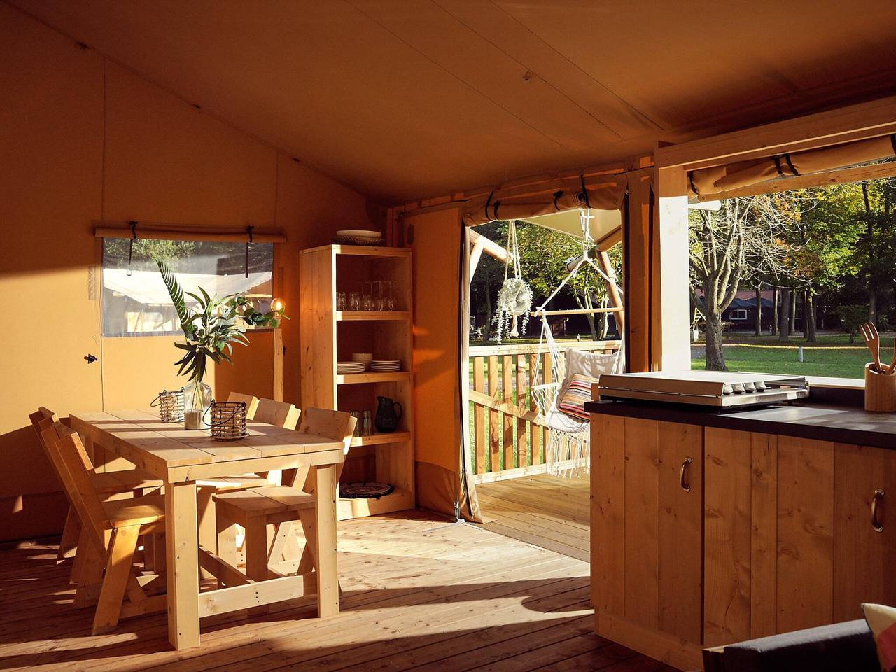 Glamping Tent in Nederland met Bbq in Flevoland
