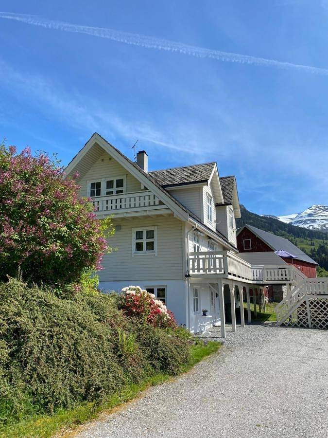 Ferienwohnung für 10 Personen, mit Garten und Ausblick