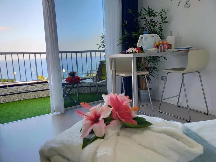 Apartamento de vacaciones para 2 personas, con vistas y jardín - 1