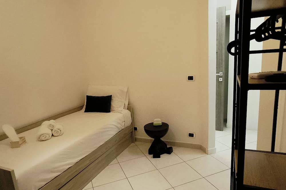 Quadruple room Holiday home Petra in Pietrelcina, Benevento Provinz