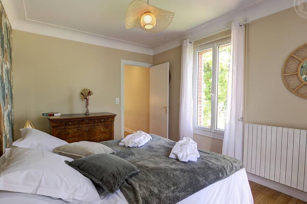 Encantadora casa rural en Montbrison con spa y sauna in Montbrison