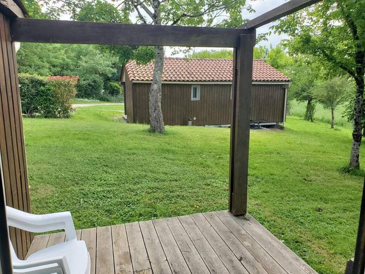 Gîte pour 4 personnes, avec Terrasse ainsi que Jardin et Vue à Causse-et-Diège - 3
