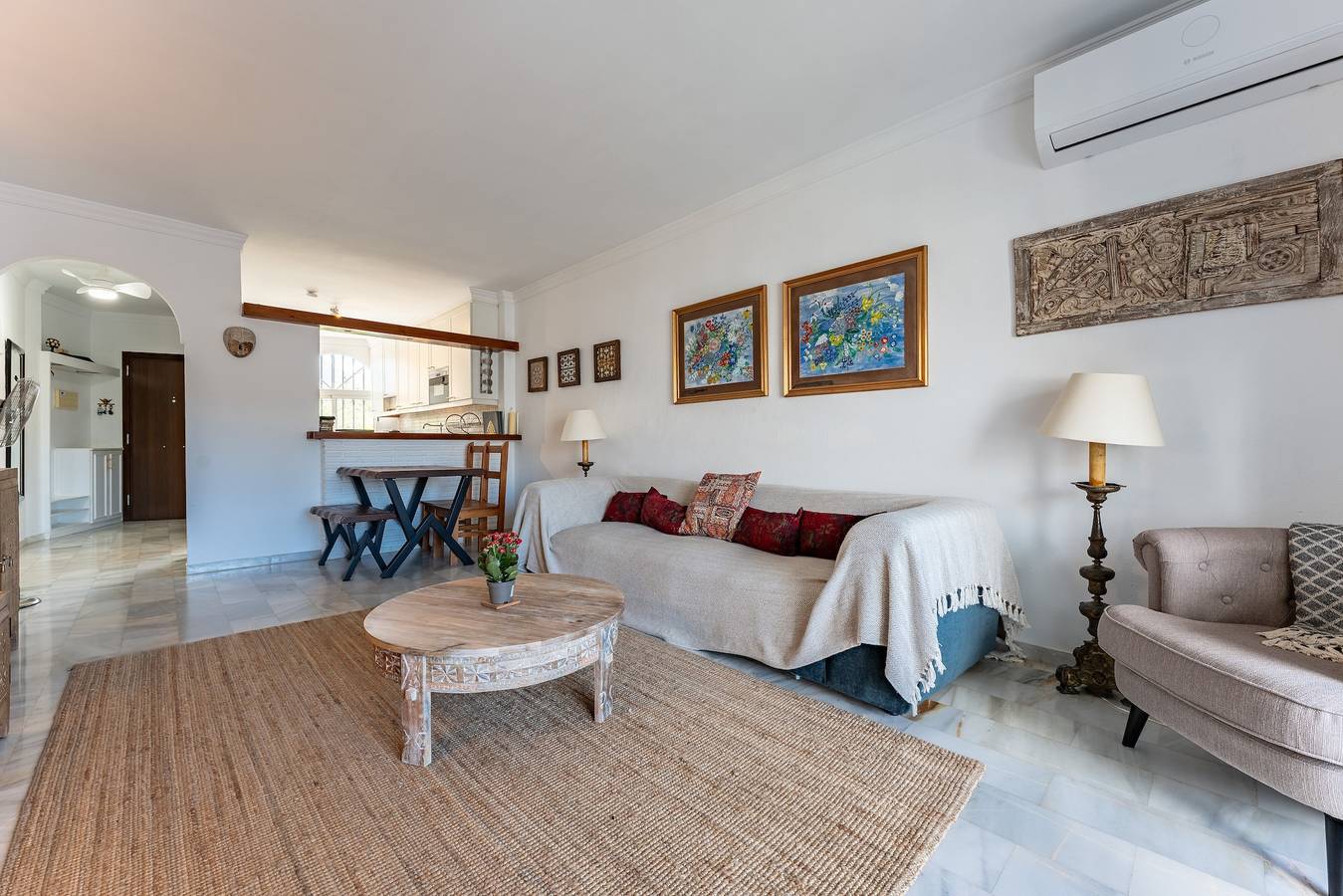 Ganze Wohnung, Schöne Ferienwohnung in ruhiger Lage mit Pool, Wlan, Klimaanlage, Terrasse & Garten in Mijas, Costa del Sol