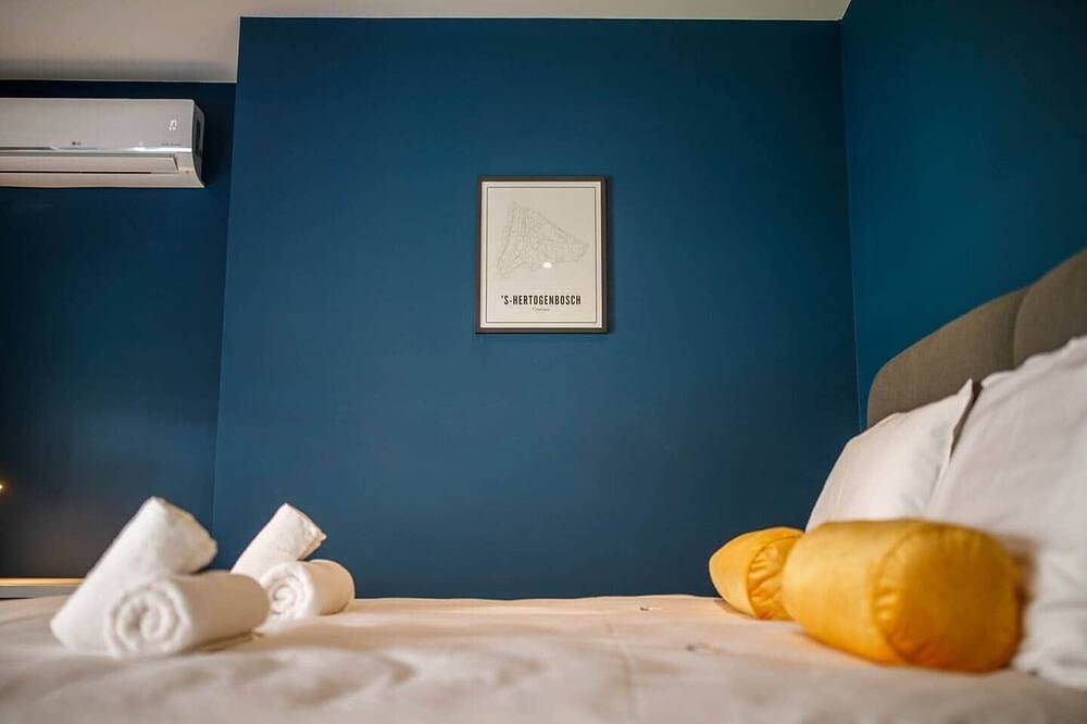 Geheel appartement, Boutique Chic 55m2 Apartment with Terrace in 's-Hertogenbosch, Noord-Brabant