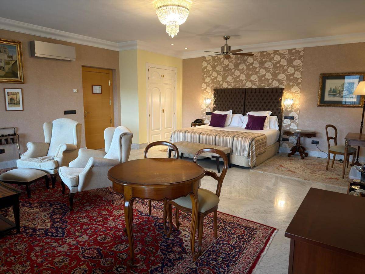 Los Cinco Enebros Hotel & Spa by Bossh! Hotels in Robledo de Chavela, Provincia de Madrid