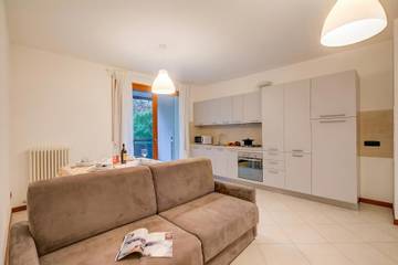 Appartamento per 5 Persone in Laveno-Mombello, Lago Maggiore (Lombardia), Foto 1