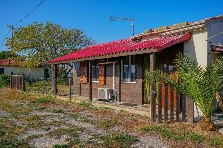 Ferienhaus für 4 Personen, mit Terrasse und Ausblick sowie Seeblick und Garten - 1