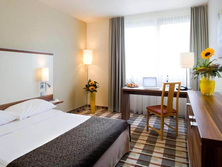 Ferienwohnung für 2 Personen, mit Terrasse und Garten in Saarbrücken - 3