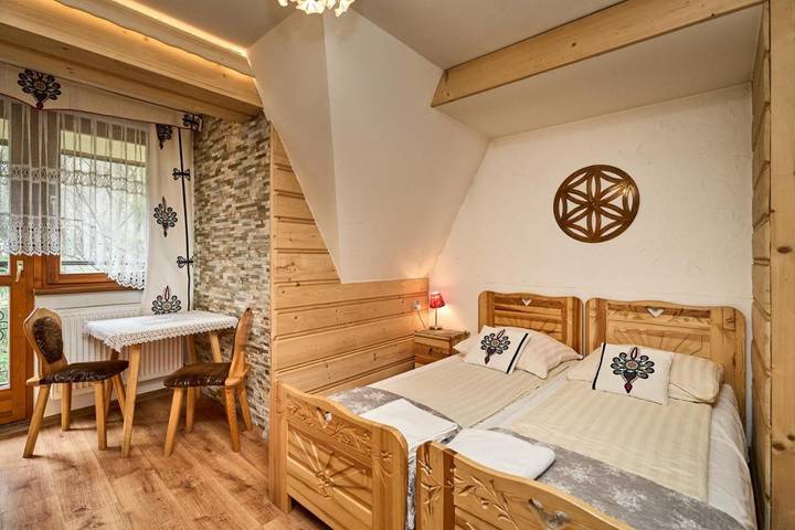 Gîte pour 2 personnes, avec Jacuzzi ainsi que Jardin et Sauna à Poronin - 2