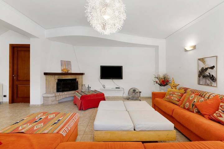 Gîte pour 3 personnes, avec Jardin à Marina di Ragusa - 4