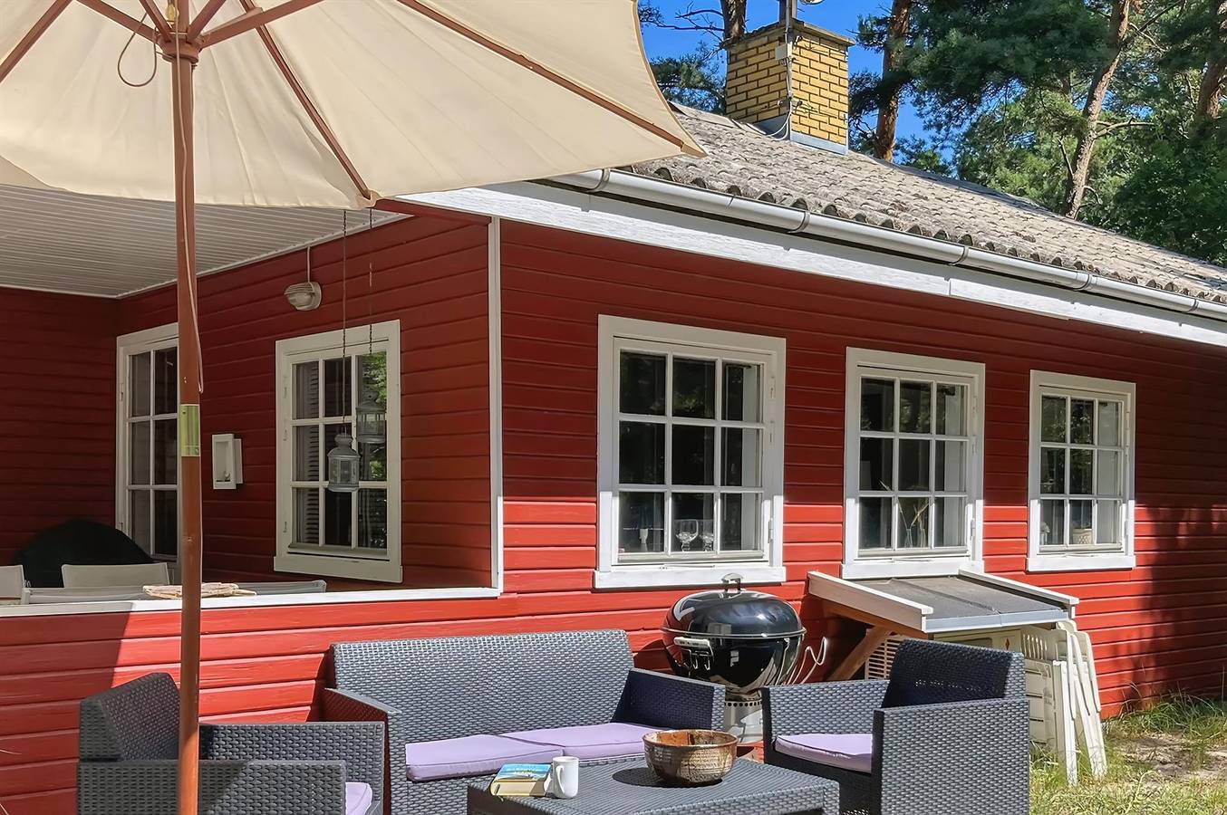 Awesome home in Aakirkeby w/ Wifi and 3 Bedrooms in Østre Sømarken, Pedersker