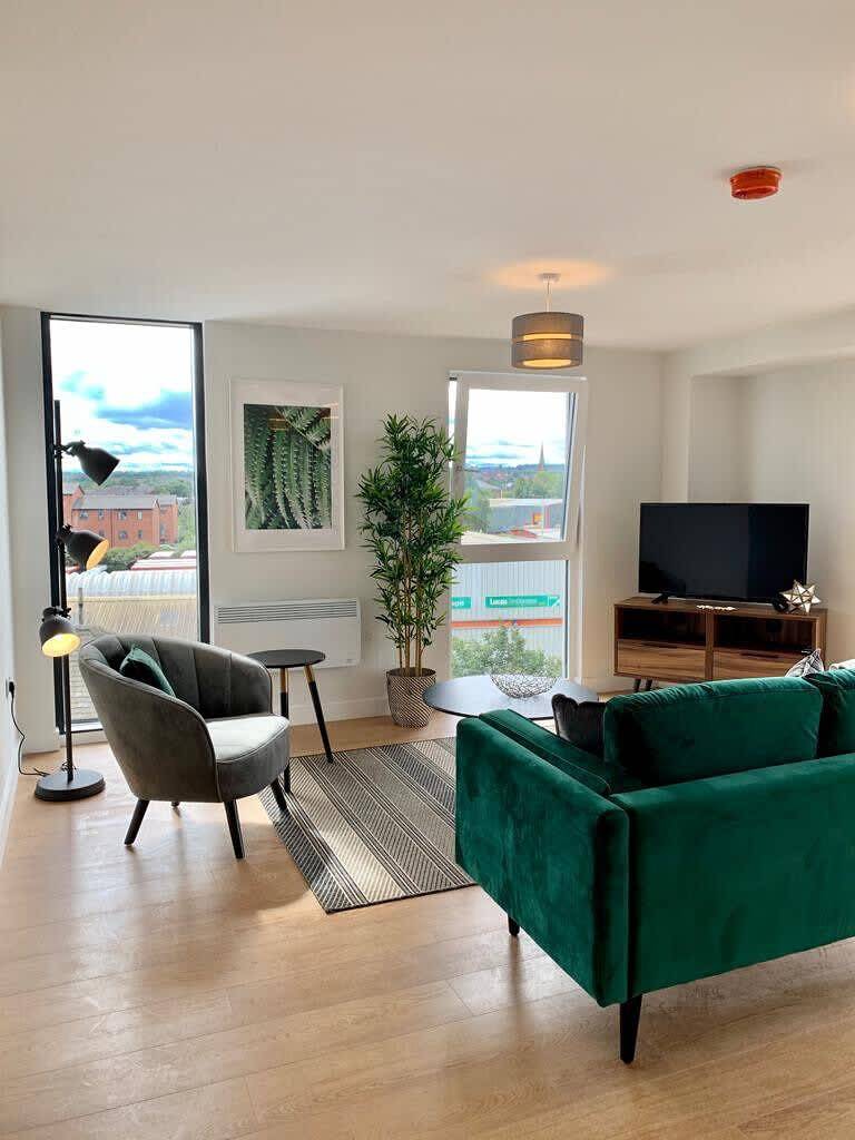 Entire apartment, 1 Bed Modern Apartment in a Converted Mill in Leeds, West Yorkshire