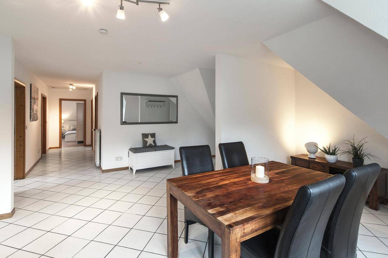Geheel appartement, Two-Bedroom Apartment in Hamburg-Nord, Hamburg