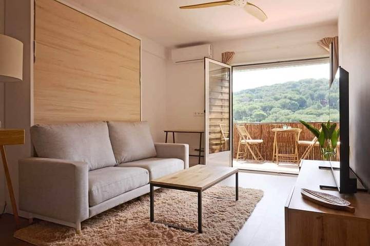 Entire apartment, La Escondida Apartment at the San Juan B Reservoir in San Martín de Valdeiglesias, Madrid Province