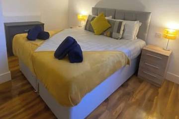 Apartment for 4 People in Bedford, Bedfordshire, Photo 2
