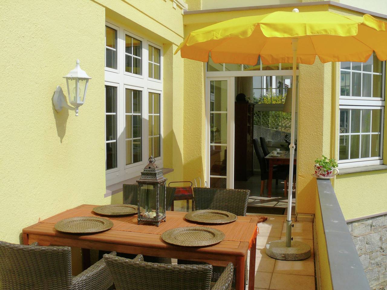 Ganze Wohnung, Ferienwohnung Wintergarten in Bad Pyrmont in Bad Pyrmont, Weserbergland