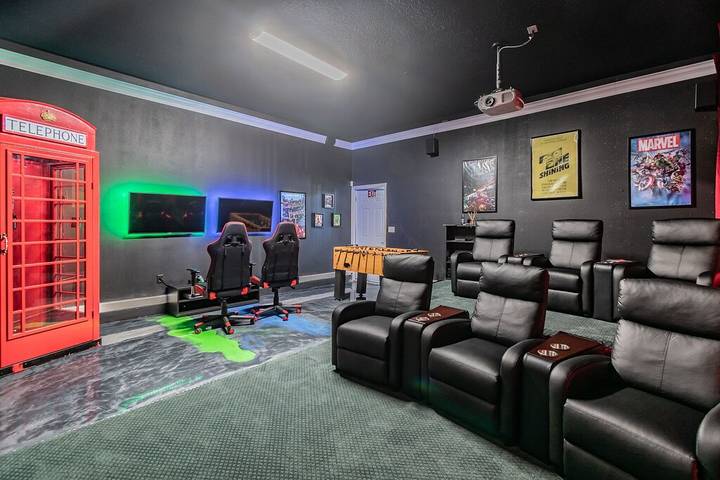 Vacation rental for 12 people, with pool and yard in Celebration