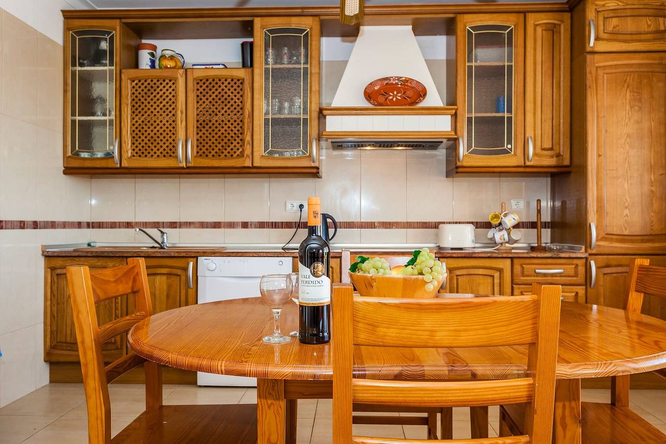 Ganze Wohnung, 11 marinha · Two Bedroom Apt at Praia do Marinha in Lagoa, Faro Distrikt