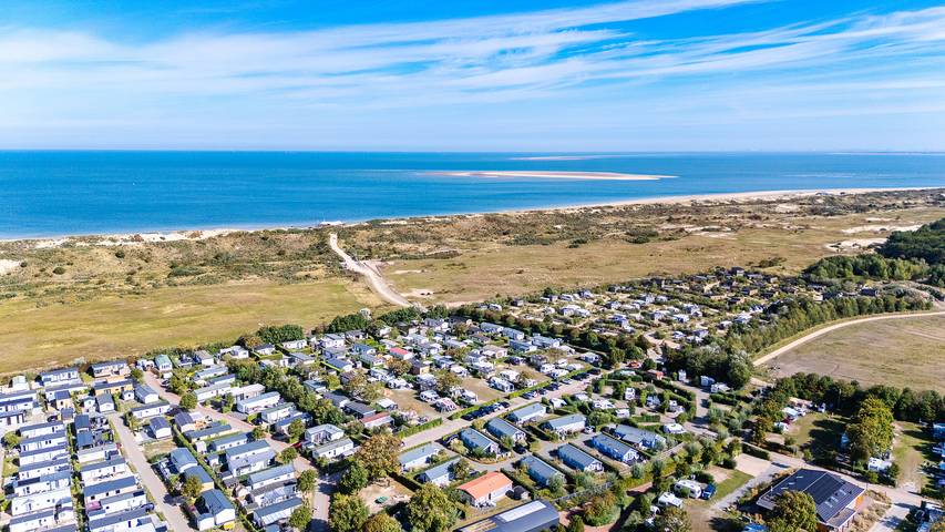 Gîte pour 4 personnes, avec jardin et terrasse à Renesse - 2