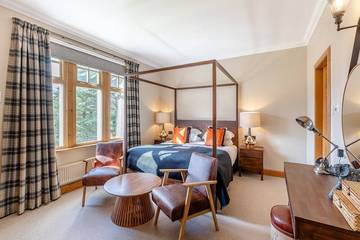 Log Cabin for 8 People in Pitlochry, Cairngorms National Park, Photo 1